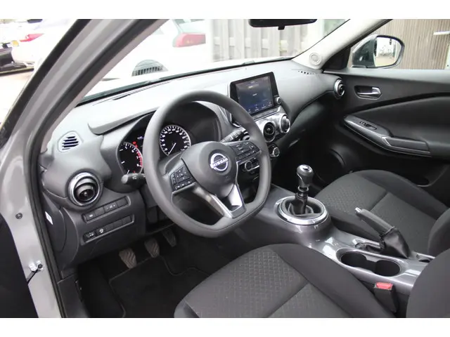Nissan Juke 1.0 DIG-T Acenta Comfort Pack 2023 Benzine 9