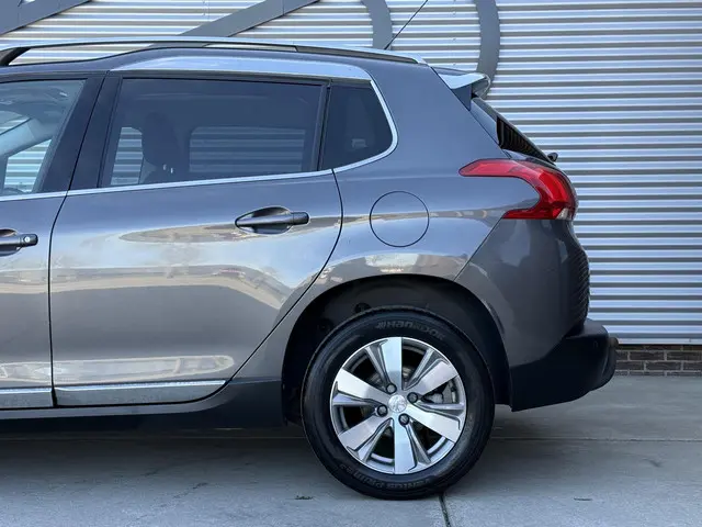 Peugeot 2008 1.2 PureTech Allure 2016 Benzine 25