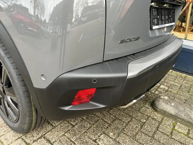 Peugeot 2008 1.2 Hybrid 145 GT 2025 Hybride Benzine 35