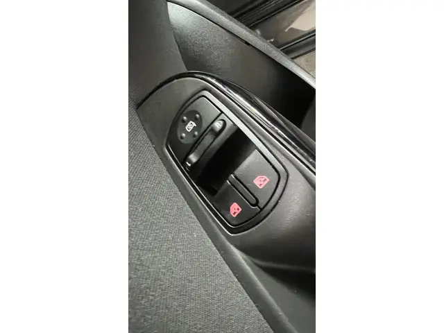 Opel Corsa 1.0 Turbo Cosmo 5-deurs VERKOCHT !!!!!!!!!!!!!!!!! 2014 Benzine 13