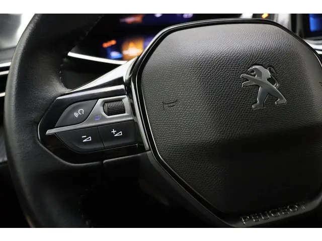 Peugeot 208 1.2 PureTech Allure Pack 2021 Benzine 18