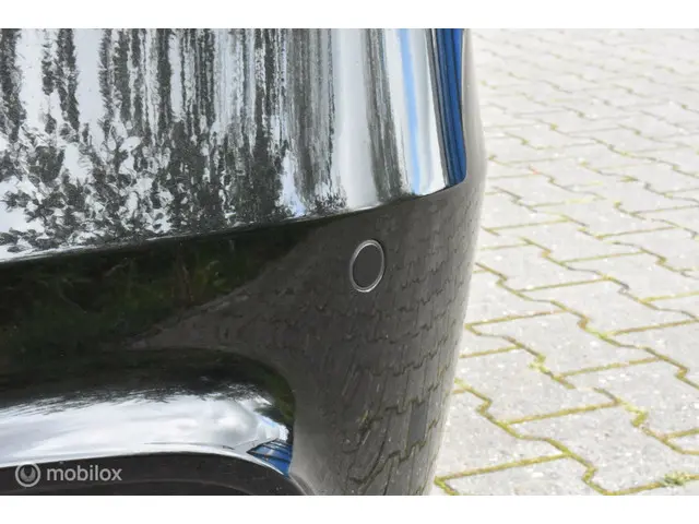 BMW 3 Serie Touring 320i Corporate Lease 2018 Benzine 28