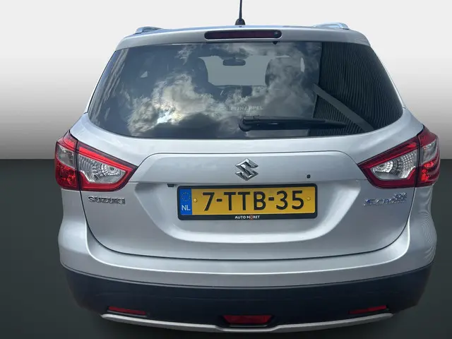 Suzuki S-Cross SX4 1.6 Exclusive 2014 Benzine 6