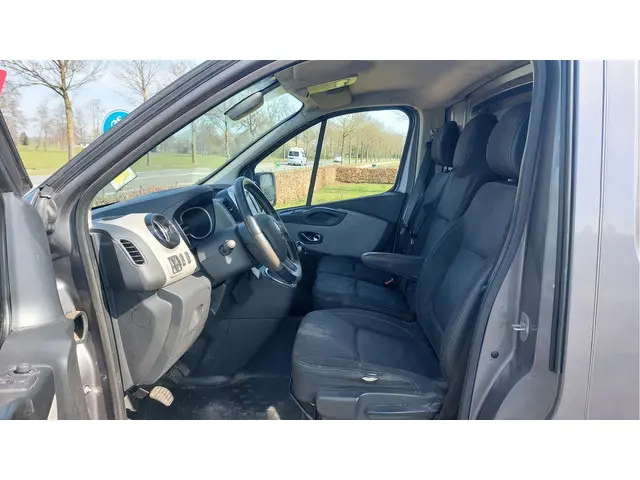 Renault Trafic 1.6 dCi T29 L2H1 Comfort 2019 Diesel 10