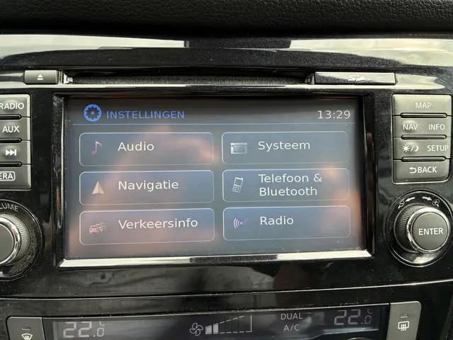 Nissan QASHQAI 1.2 N-Connecta 2016 Benzine 32
