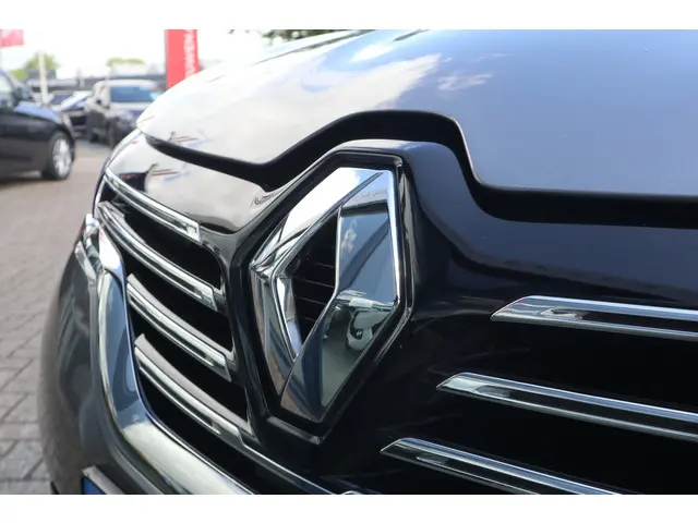 Renault Espace 1.8 TCe Limousin 7p. 2018 Benzine 26
