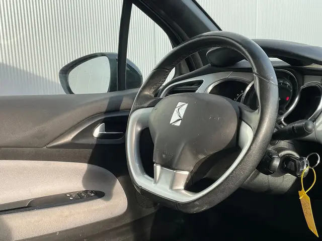 Citroën DS3 1.2 VTi Chic 2013 Benzine 10