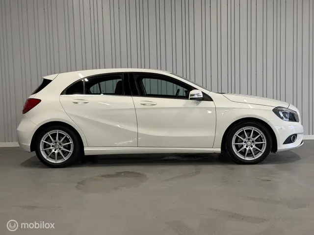 Mercedes-Benz A-Klasse 180 Ambition 2015 Benzine 4
