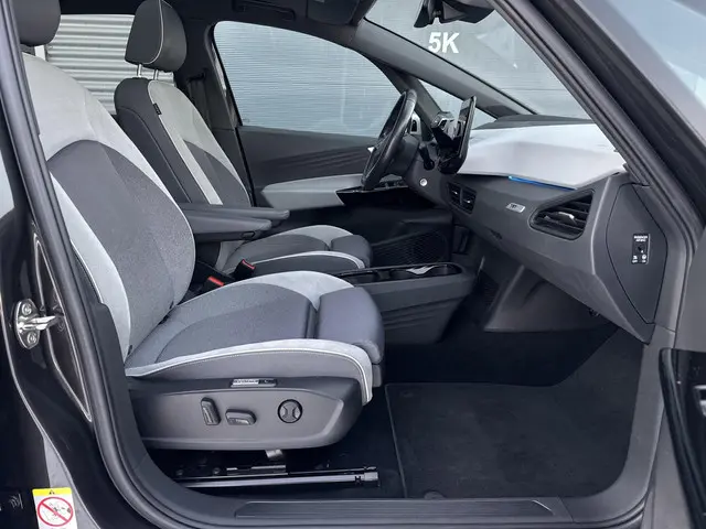 Volkswagen ID.3 First Max 58 kWh 2020 Elektrisch 33