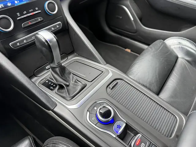 Renault Talisman 1.6 TCe Initiale Paris 2016 Benzine 27