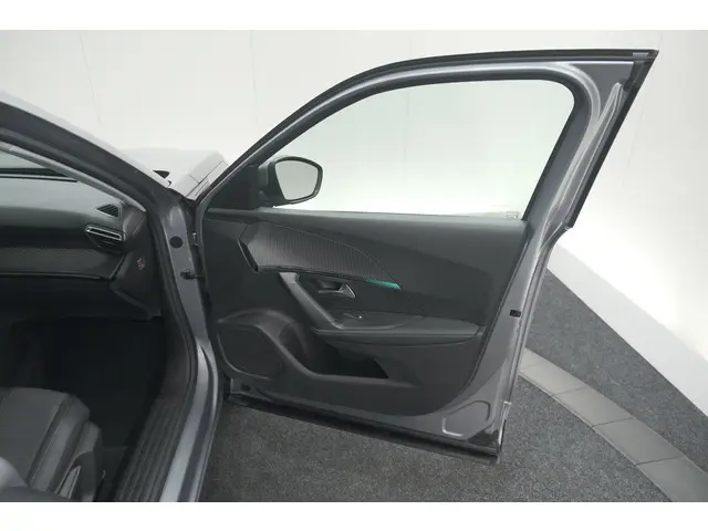 Peugeot e-2008 EV Allure 50 kWh 2021 Elektrisch 62