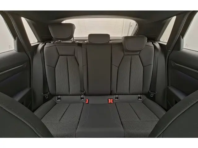 Audi A3 Sportback 35 TFSI S edition 2024 Benzine 19