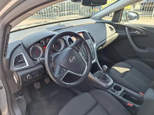 Opel Astra 1.4 Turbo Edition 2015 Benzine 13