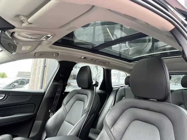 Volvo XC60 2.0 T5 Momentum Pro 2019 Benzine 3