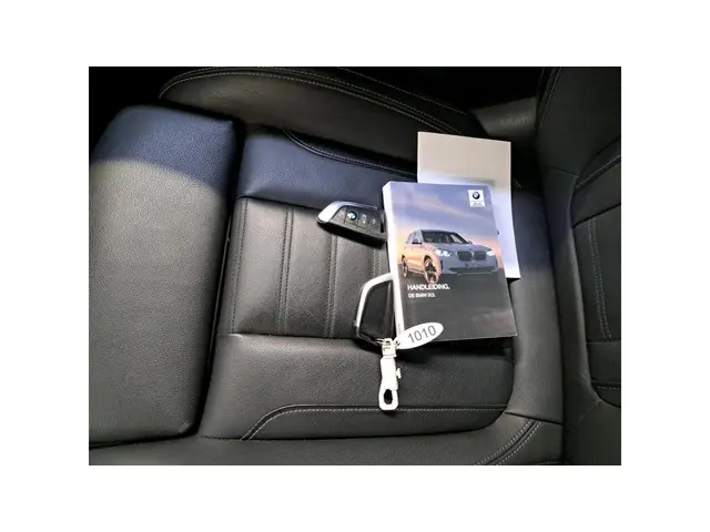 BMW iX3 High Executive 80 kWh 2021 Elektrisch 15