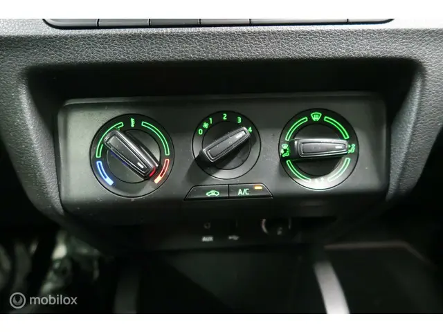 Škoda Fabia Combi 1.2 TSI Monte Carlo 2016 Benzine 18