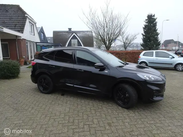 Ford Kuga 2.5 PHEV ST-Line X 2020 Hybride Benzine 2