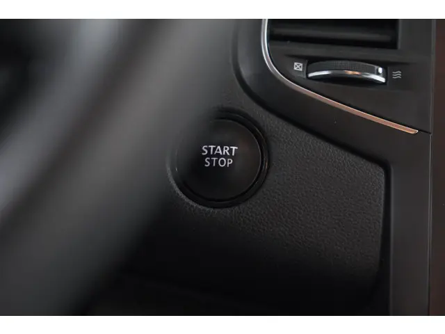 Renault Mégane Estate TCe 110 Limited 2020 Benzine 48