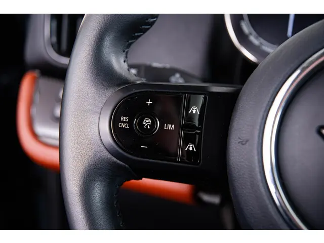 MINI Countryman Cooper S E ALL4 2022 Hybride Benzine 37