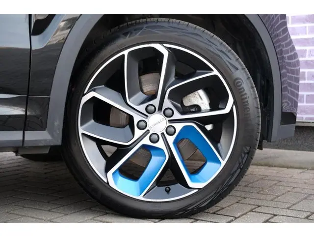 Lynk & Co 01 1.5 Plug-in Hybride 2022 Hybride Benzine 20