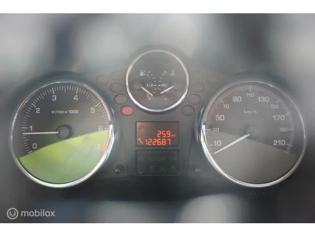 Peugeot 206 + 1.4 Urban Move 2012 Benzine 7