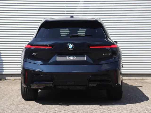 BMW iX xDrive45 2025 Elektrisch 4