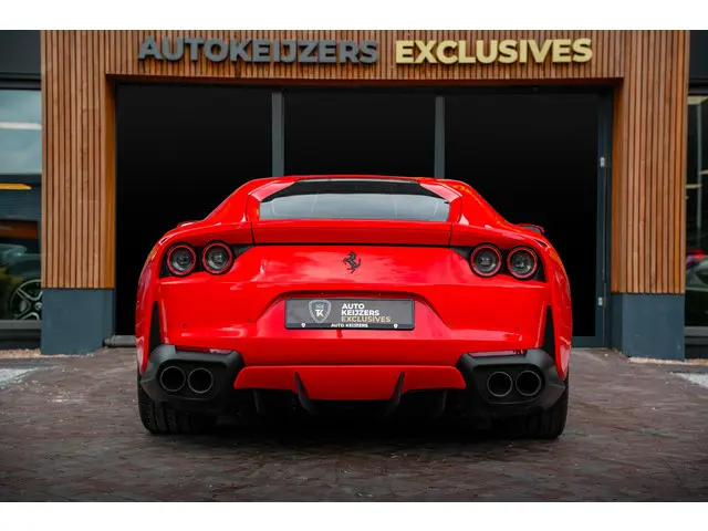 Ferrari 812 Superfast 6.5 V12 HELE 2019 Benzine 9