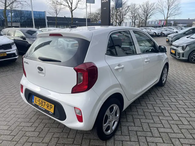 Kia Picanto 1.0 DPi ComfortLine 2021 Benzine 7