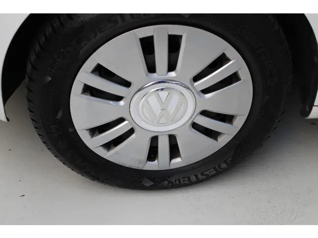 Volkswagen up! 1.0 move up! BlueMotion 2015 Benzine 6