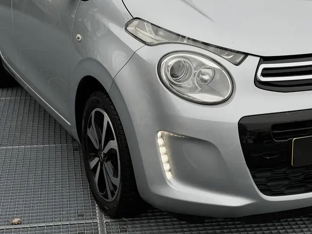 Citroën C1 1.0 VTi Shine 2018 Benzine 14
