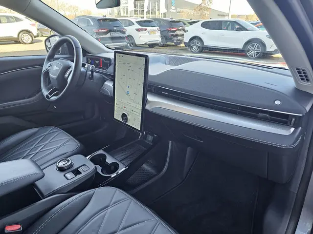 Ford Mustang Mach-E RWD 75 kWh 2021 Elektrisch 7
