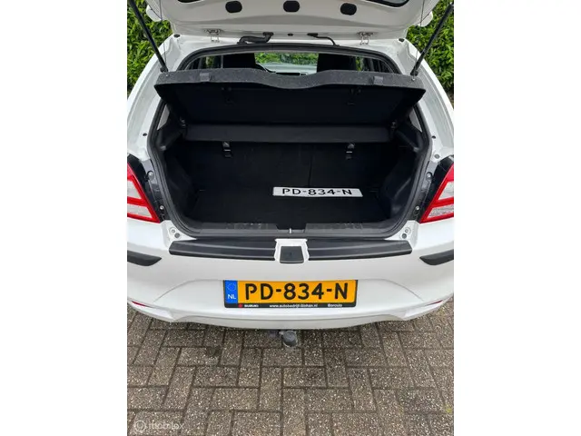 Suzuki Baleno 1.0 Boosterjet High Executive 2017 Benzine 9