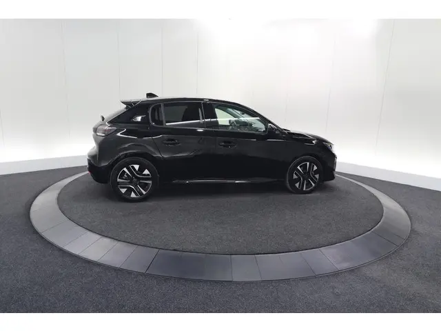 Peugeot 208 PureTech 100 Allure 2024 Benzine 9