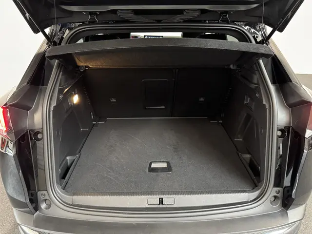 Peugeot 3008 1.2 130 pk EAT-8 Aut. GT Line 2024 Benzine 27