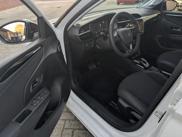 Opel Corsa 1.2 Elegance 2023 Benzine 13