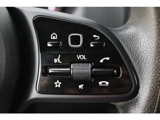 Mercedes-Benz Sprinter 214 2.2 CDI L1H1 2021 Diesel 33