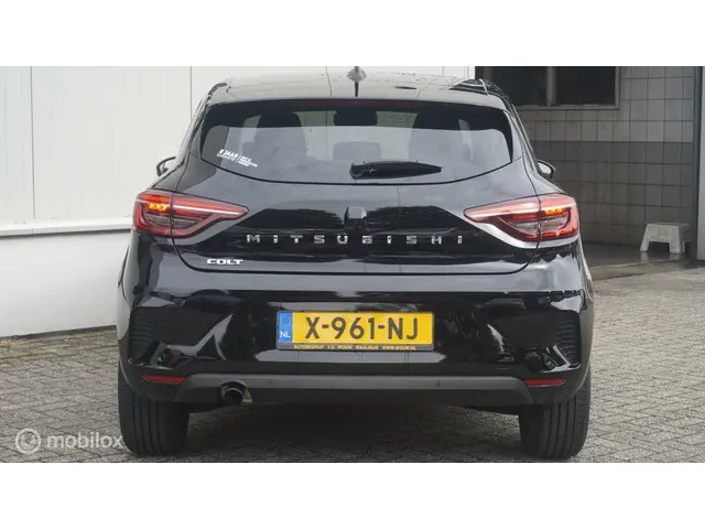 Mitsubishi Colt 1.0T MT Intense 2024 Benzine 6
