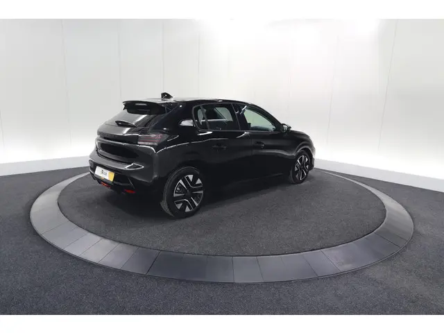 Peugeot 208 PureTech 100 Allure 2024 Benzine 10