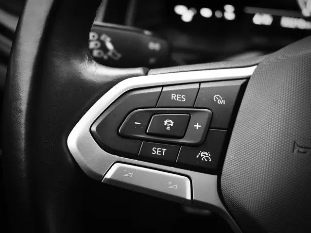 Volkswagen Polo 1.0 TSI 95pk Life 2023 Benzine 14