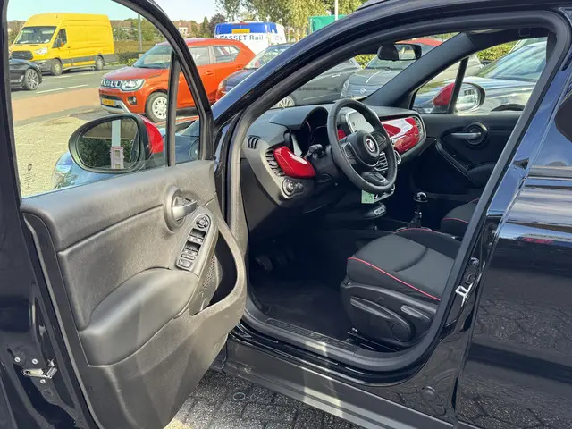 Fiat 500X Cross 1.0 FireFly Turbo 120 RED 2023 Benzine 17