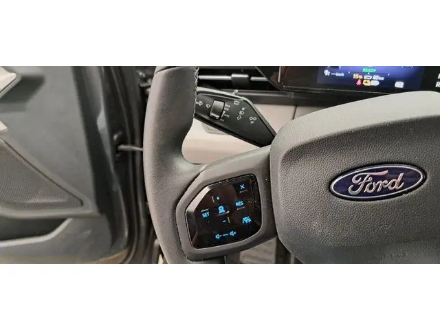 Ford Explorer Extended Range RWD 77 kWh 2024 Elektrisch 20