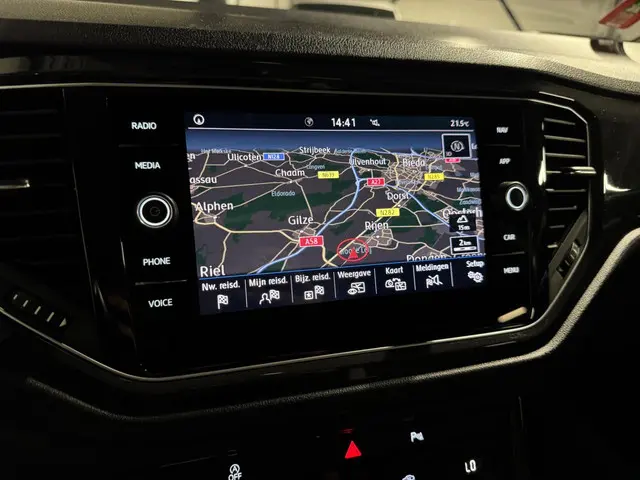 Volkswagen T-Roc 1.5 TSI Sport ACC PANO' 2018 Benzine 23
