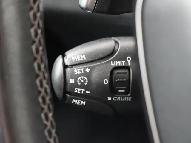 Peugeot 3008 1.2 PureTech Active 2018 Benzine 17