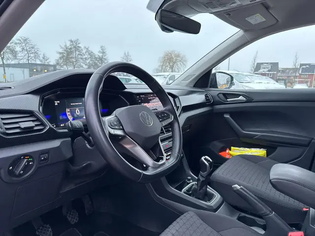 Volkswagen T-Cross 1.0 TSI Life 2023 Benzine 9