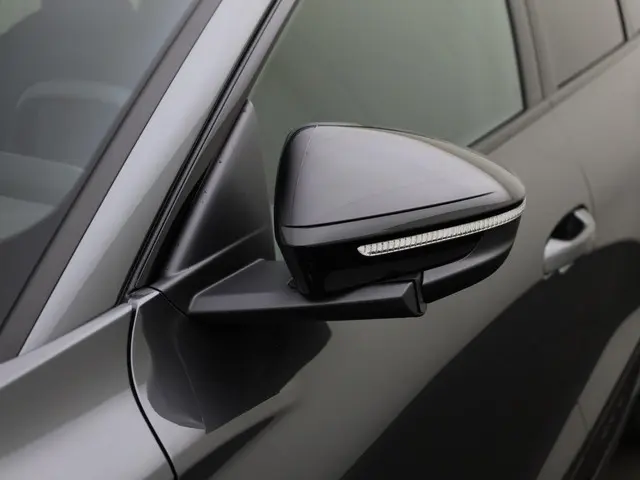 Audi Q6 e-tron S edition 286 PK 2026 Elektrisch 43