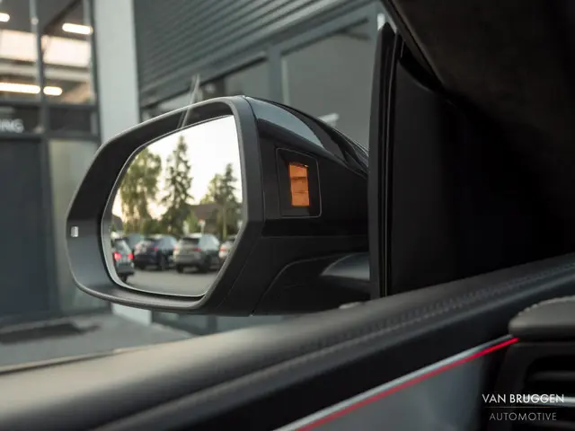 Audi Q8 55 TFSI e quattro S-Line 2021 Hybride Benzine 34