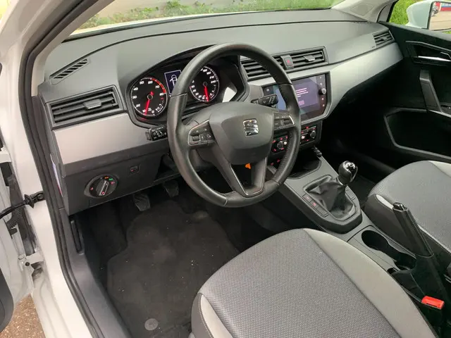 SEAT Ibiza 1.0 TSI Style 2021 Benzine 14