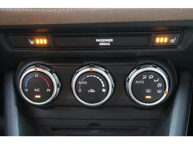 Mazda CX-3 2.0 SkyActiv-G 121 Luxury 2021 Benzine 24