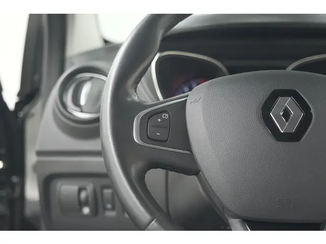 Renault Captur TCe 90 Intens 2017 Benzine 31