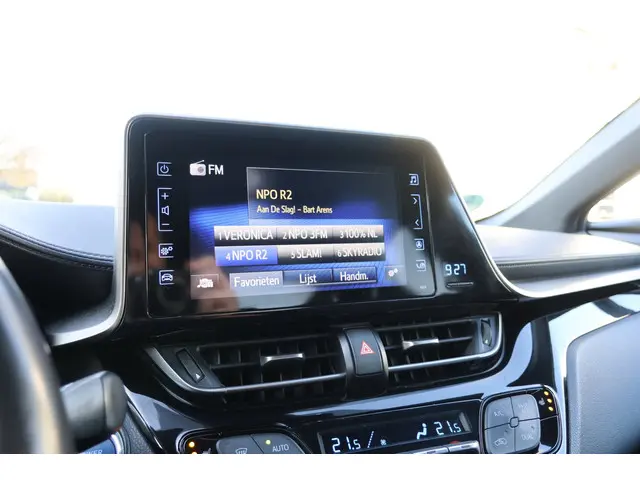 Toyota C-HR 1.8 Hybrid Dynamic 2018 Hybride Benzine 16